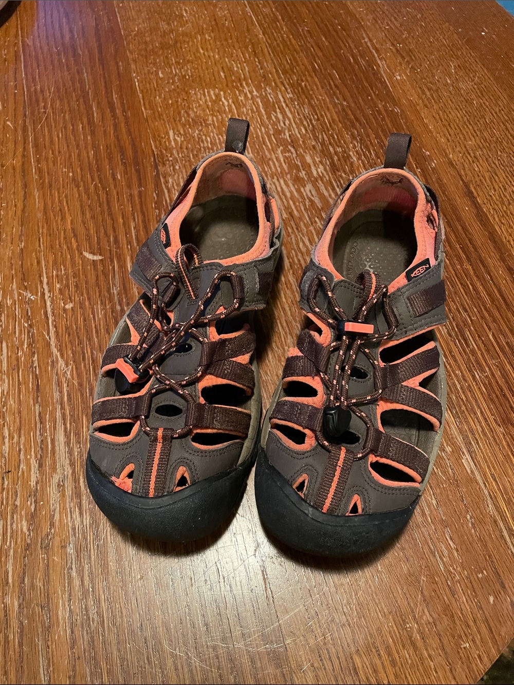Keen Brown and Orange Women's Closed-Toe Hiking Sandals